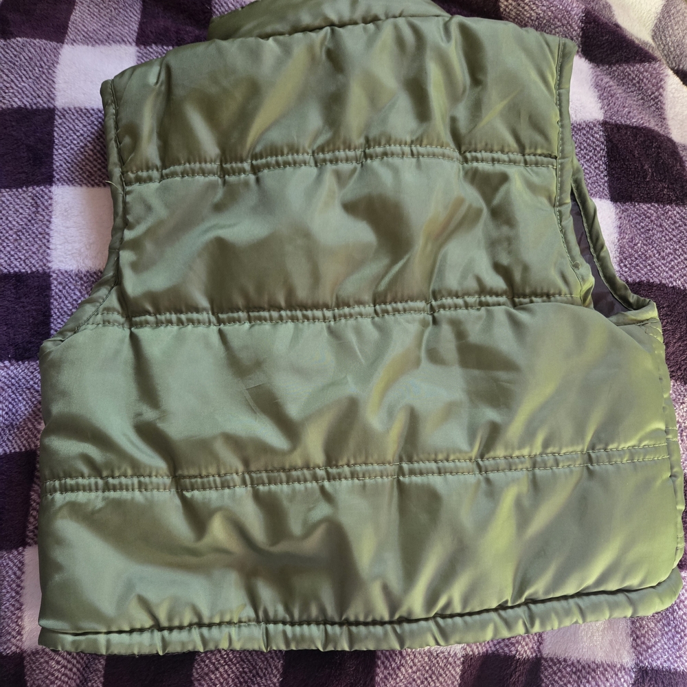 Boyz Wear, Green/Yellow Kids Puffer Vest-Size 2T EUC - Picture 5 of 7